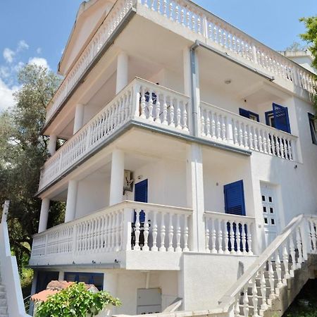 Rafailovici Holiday Apartments Экстерьер фото